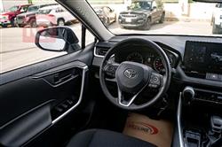 تۆیۆتا ڕاڤ 4